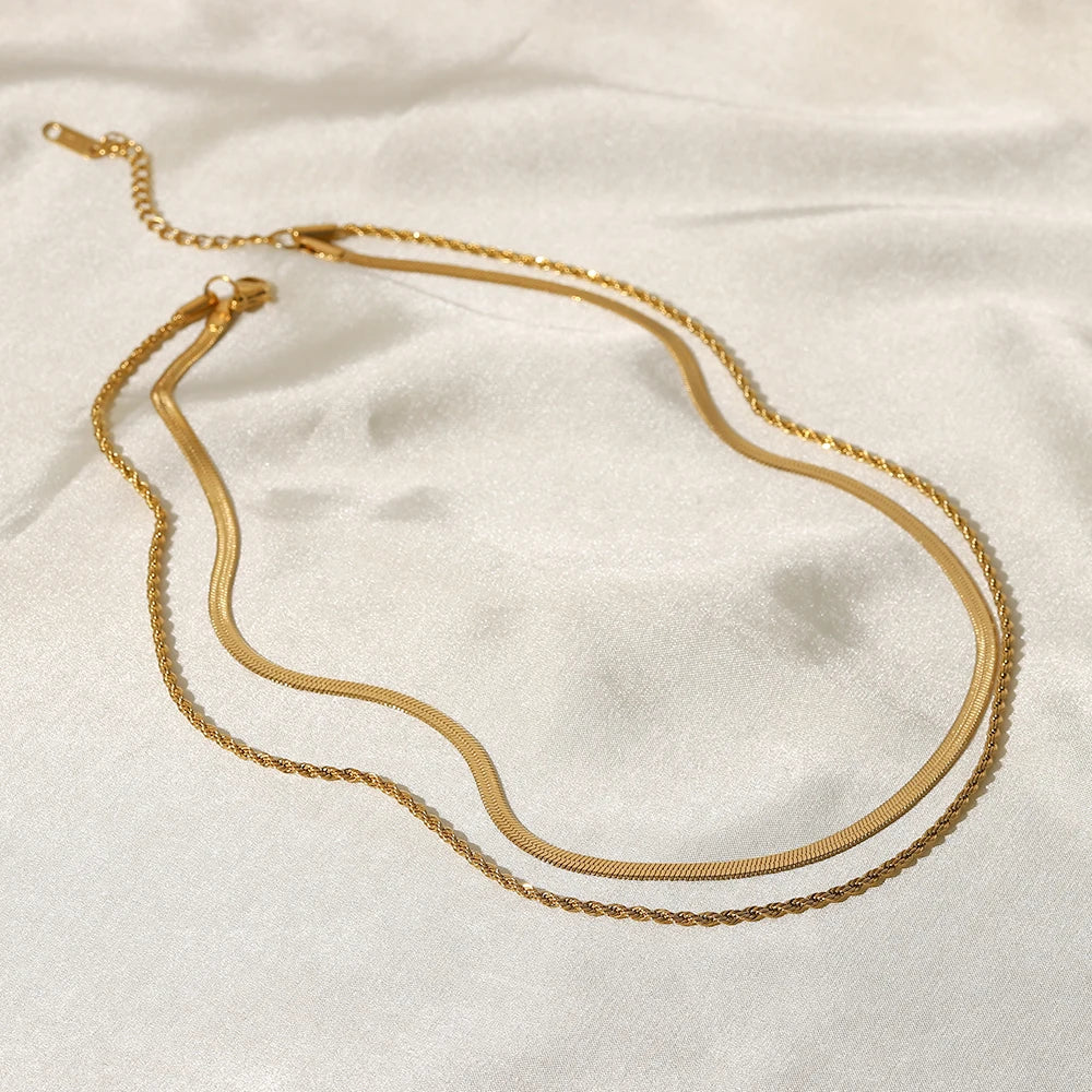 316L Stainless Steel Chunky Chain Necklace for Women . Thick, Glossy & Waterproof Collar Necklace, Bold Statement Jewelry Piece