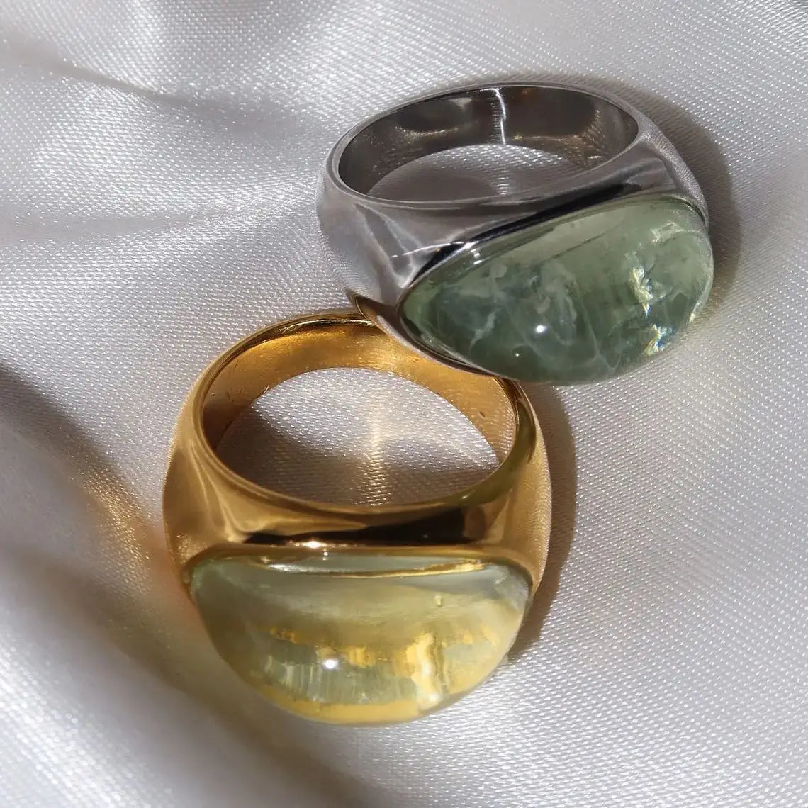 Unique Green Natural Stone Ring for Women . 18K Gold Plated Stainless Steel, Waterproof French Style Metal Band, Elegant & Trendy Statement Jewelry