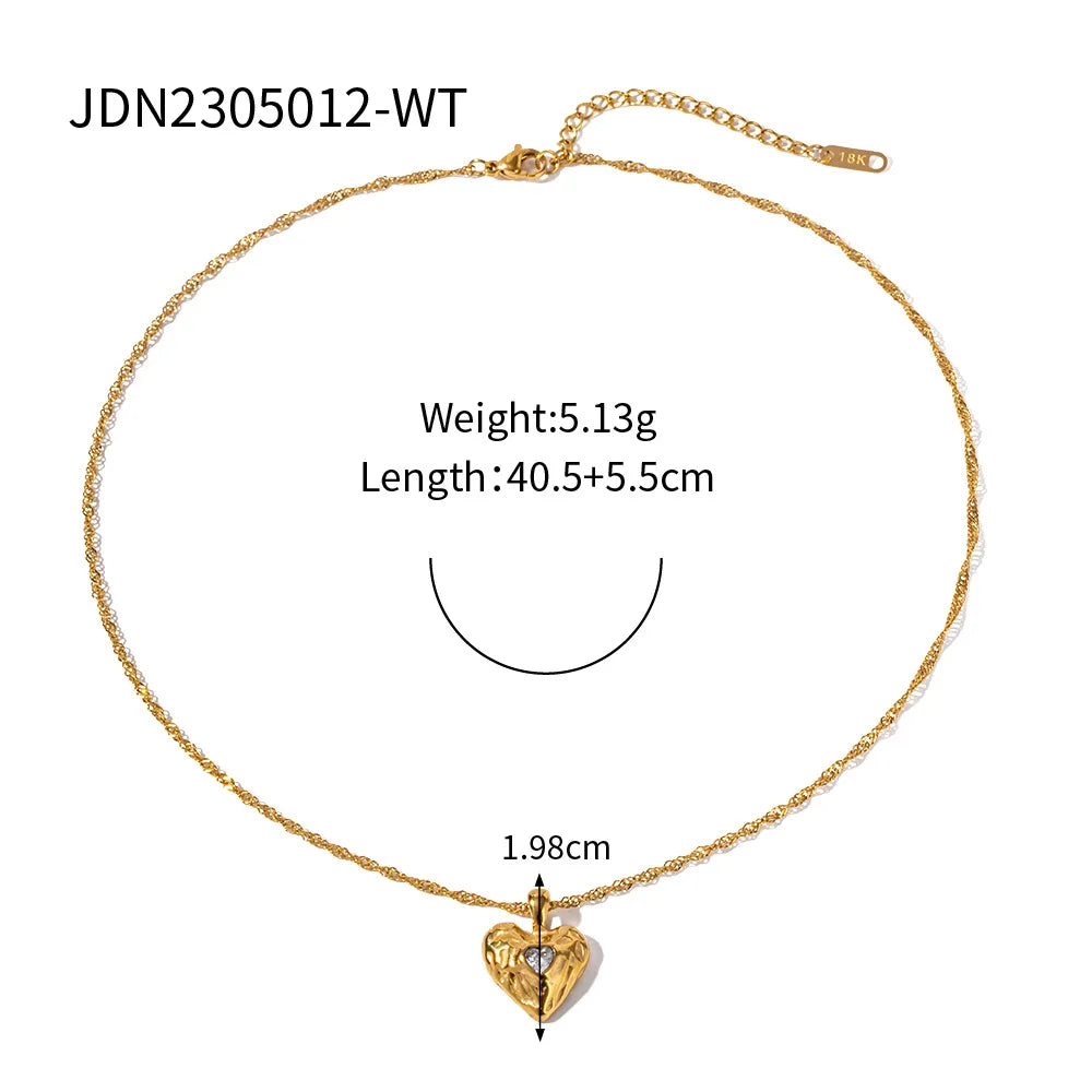Elegant Romantic Heart Pendant Necklace for Women .Crafted from High-Quality Stainless Steel with 18K Gold Plating and a Refined Metal Texture