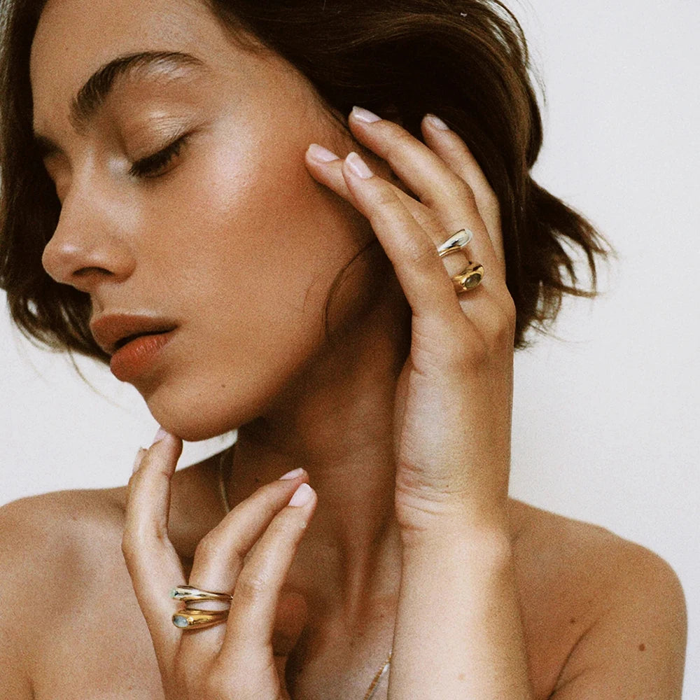 Unique Green Natural Stone Ring for Women . 18K Gold Plated Stainless Steel, Waterproof French Style Metal Band, Elegant & Trendy Statement Jewelry