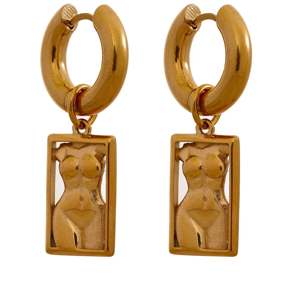 Bold Square Pendant Necklace . Gold-Tone Textured Stainless Steel with a Statement Design, Perfect for Personalized Summer Style