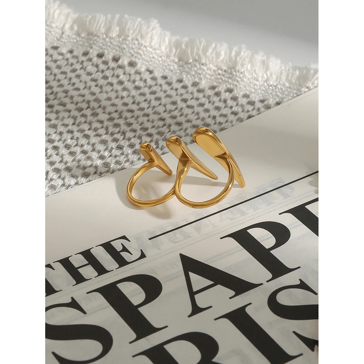Bold Minimalist Claw Ring .18K Gold Color Plated Stainless Steel Double Finger Statement Ring with Sleek Stacked Lines for Modern Women