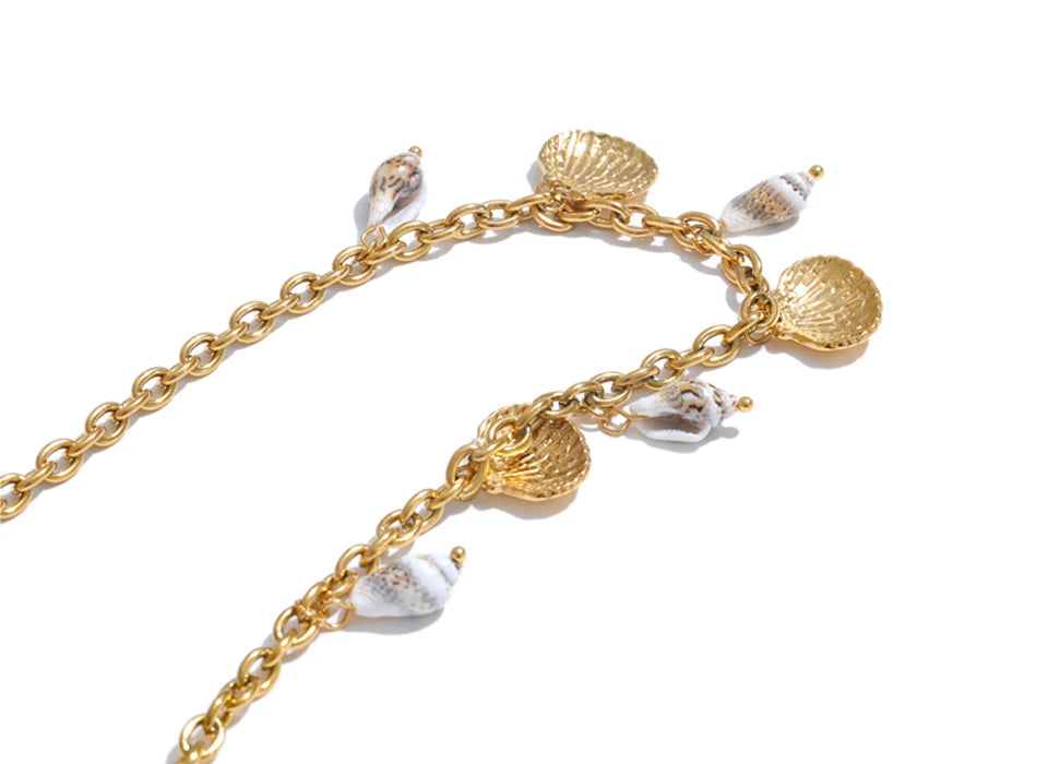 Handmade 18K Gold PVD Plated Necklace Featuring a Natural Shell Charm . Waterproof and Stylish, the Perfect Holiday Accessory for Radiant Summer Vibes