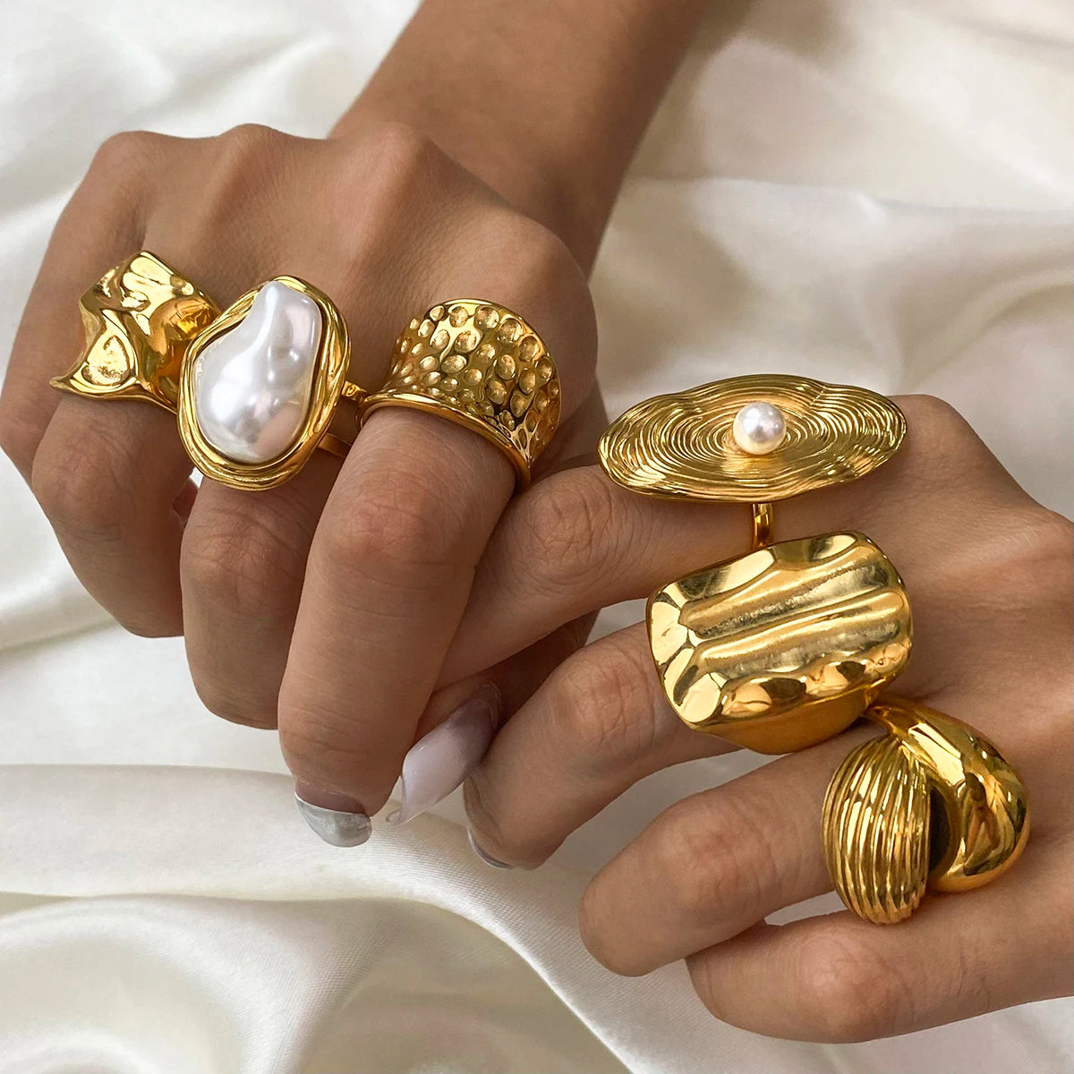 Fashion Pearl Leaf Ring for Women . Gold Color Textured Strip Design, Elegant Stackable Statement Jewelry