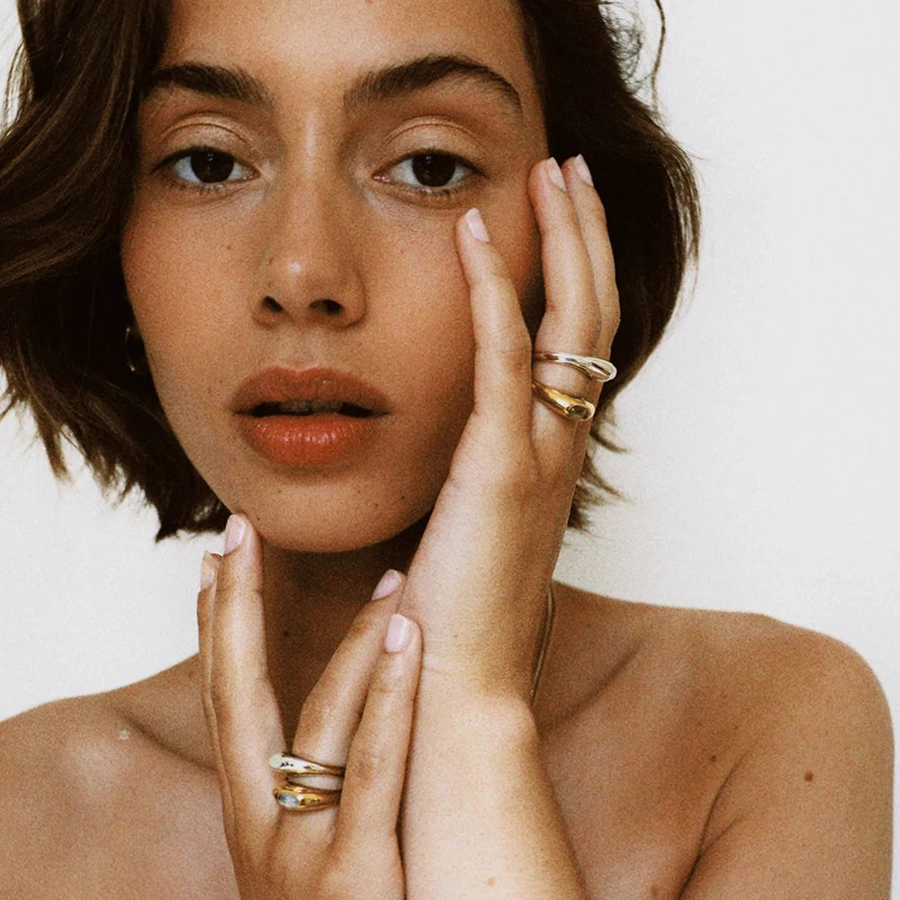 Unique Green Natural Stone Ring for Women . 18K Gold Plated Stainless Steel, Waterproof French Style Metal Band, Elegant & Trendy Statement Jewelry